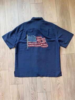 Caribbean vintage shirt men L blue USA embroidered flag short sleeve button up